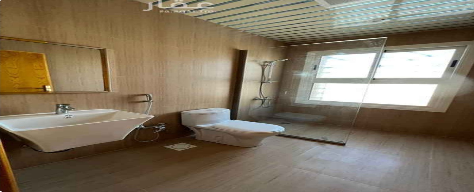 5 غرف النوم غرف النوم, ,4 BathroomsBathrooms,شقة,للإيجار,1025