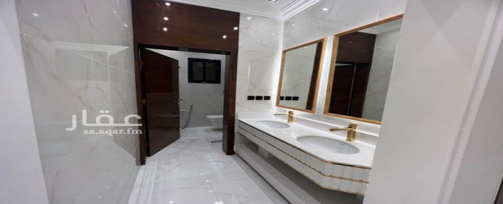 7 غرف النوم غرف النوم, ,5 BathroomsBathrooms,فيلا,للبيع,1030