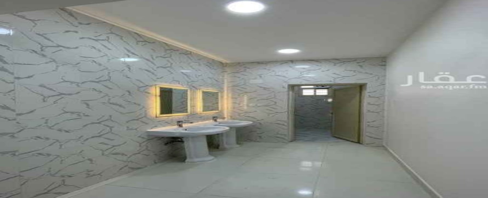 5 غرف النوم غرف النوم, ,3 BathroomsBathrooms,شقة,للبيع,1042