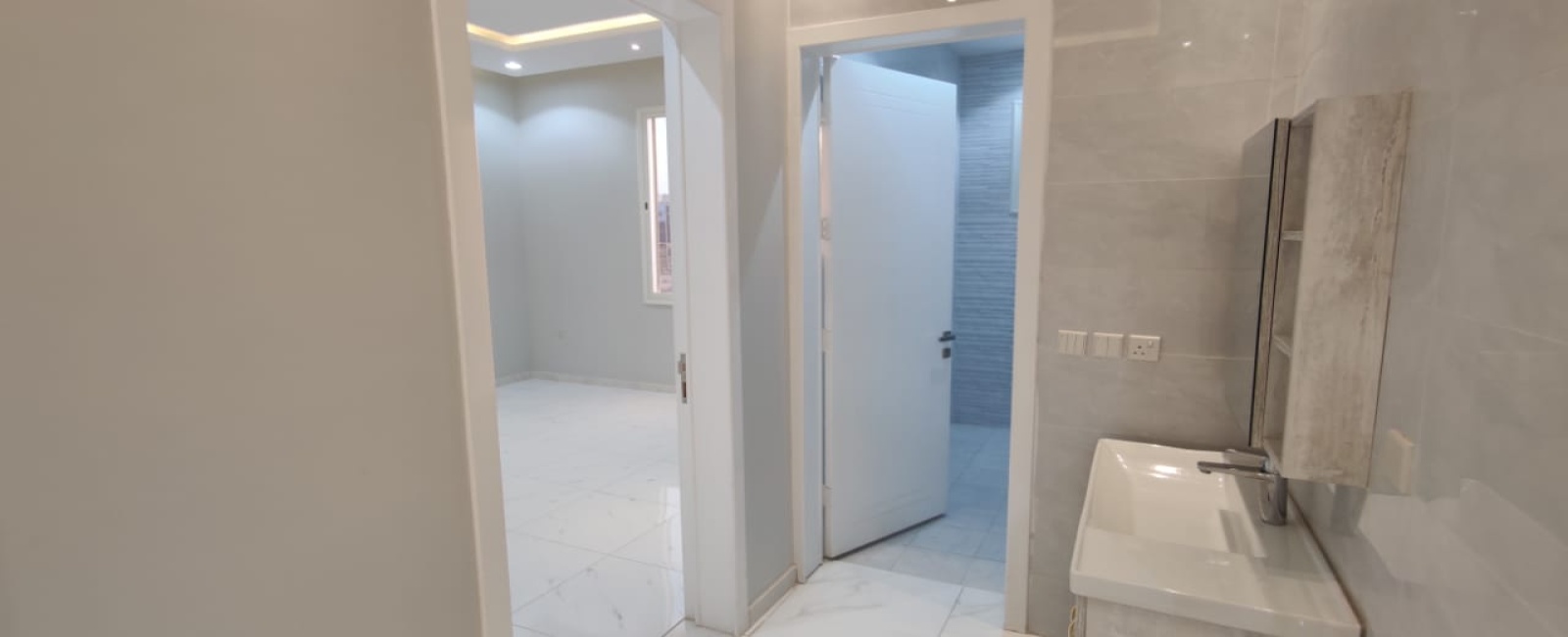 7 غرف النوم غرف النوم, ,7 BathroomsBathrooms,فيلا,للبيع,1044